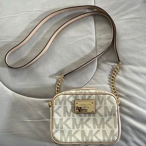 Michael Kors Crossbody Handbag